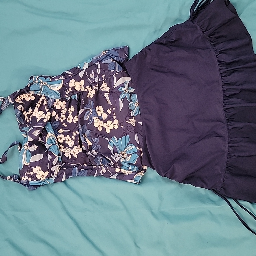 Swim suit